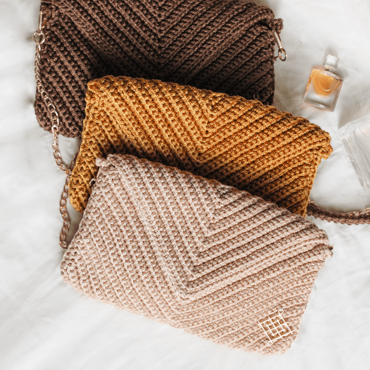 Crochet Envelope Clutch - crossbody chain strap - Meadow Collectiveclutch