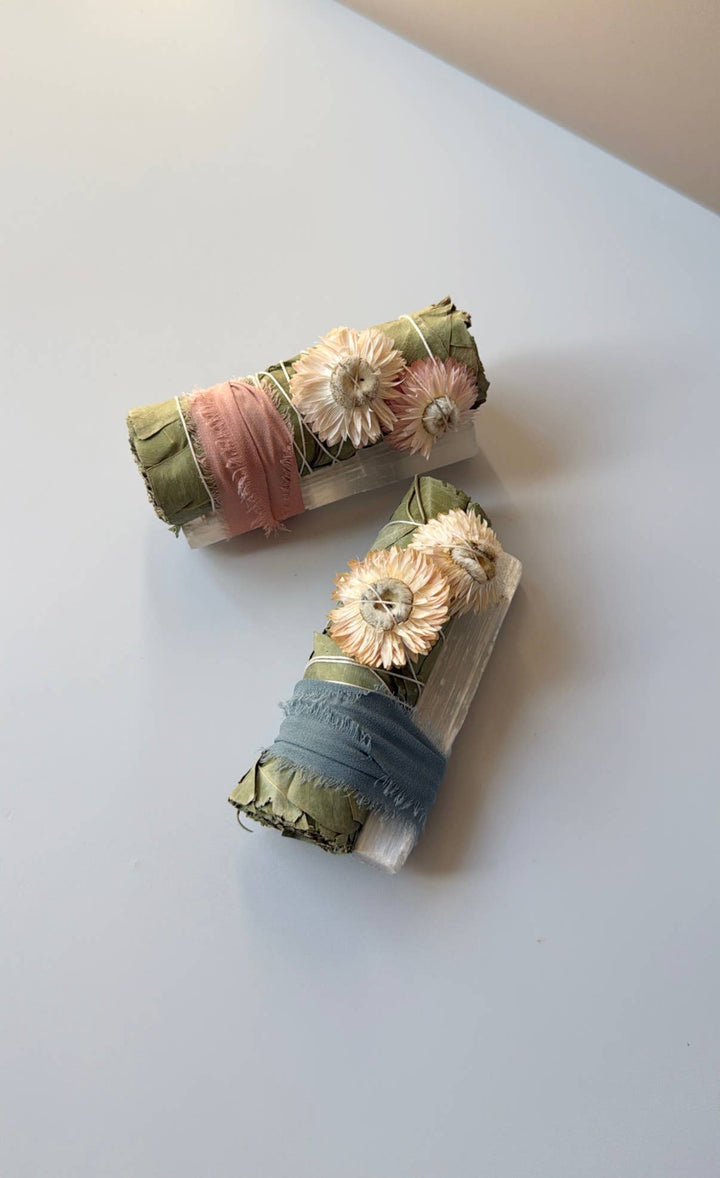 Healing Floral Sage - Eucalyptus + White Selenite  - Meadow Collectivesmudge