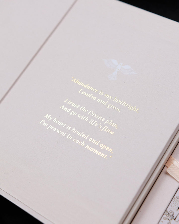 Light worker Tarot Dreamy Moons Deck - Meadow Collectivetarot cards