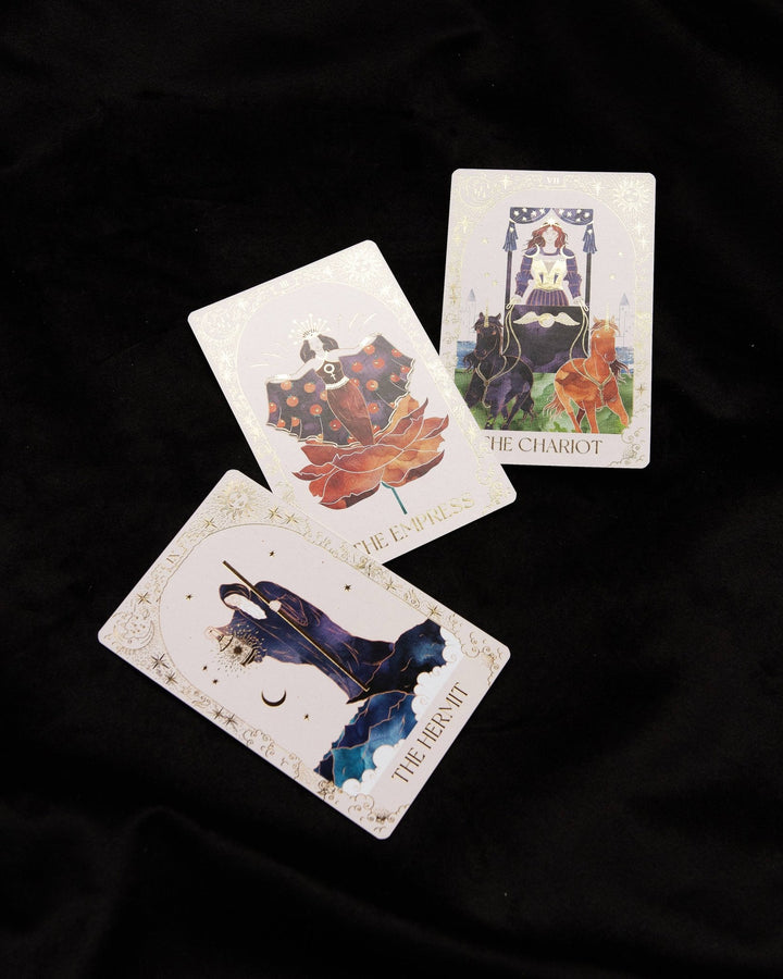 Light worker Tarot Dreamy Moons Deck - Meadow Collectivetarot cards