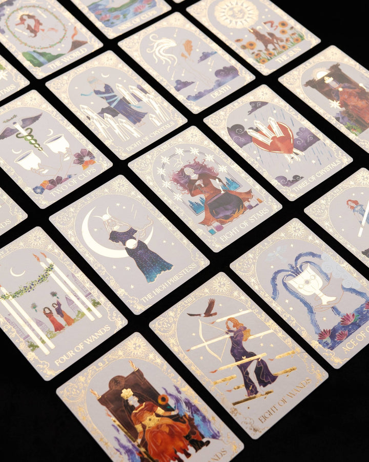 Light worker Tarot Dreamy Moons Deck - Meadow Collectivetarot cards