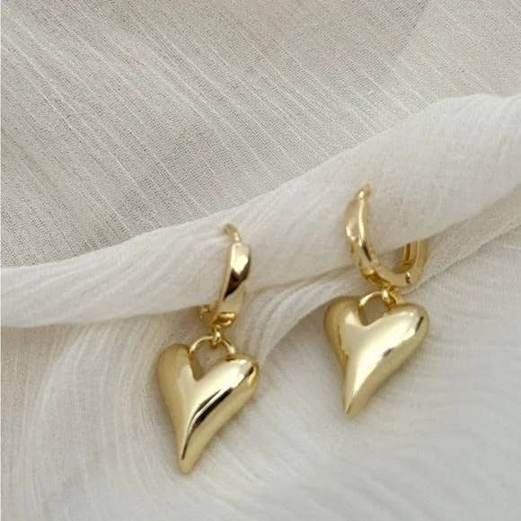 Lovefull Abstract Heart Huggie Earrings – 18K Gold Vermeil over 925 Sterling Silver - Meadow Collectiveearrings