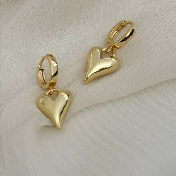 Lovefull Abstract Heart Huggie Earrings – 18K Gold Vermeil over 925 Sterling Silver - Meadow Collectiveearrings