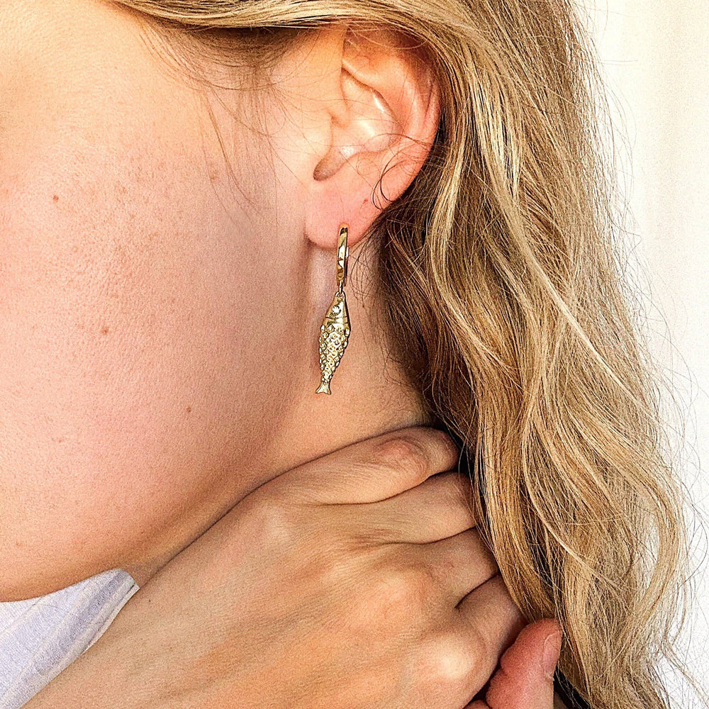 Portia Fish Huggie Hoops - Meadow Collectiveearrings