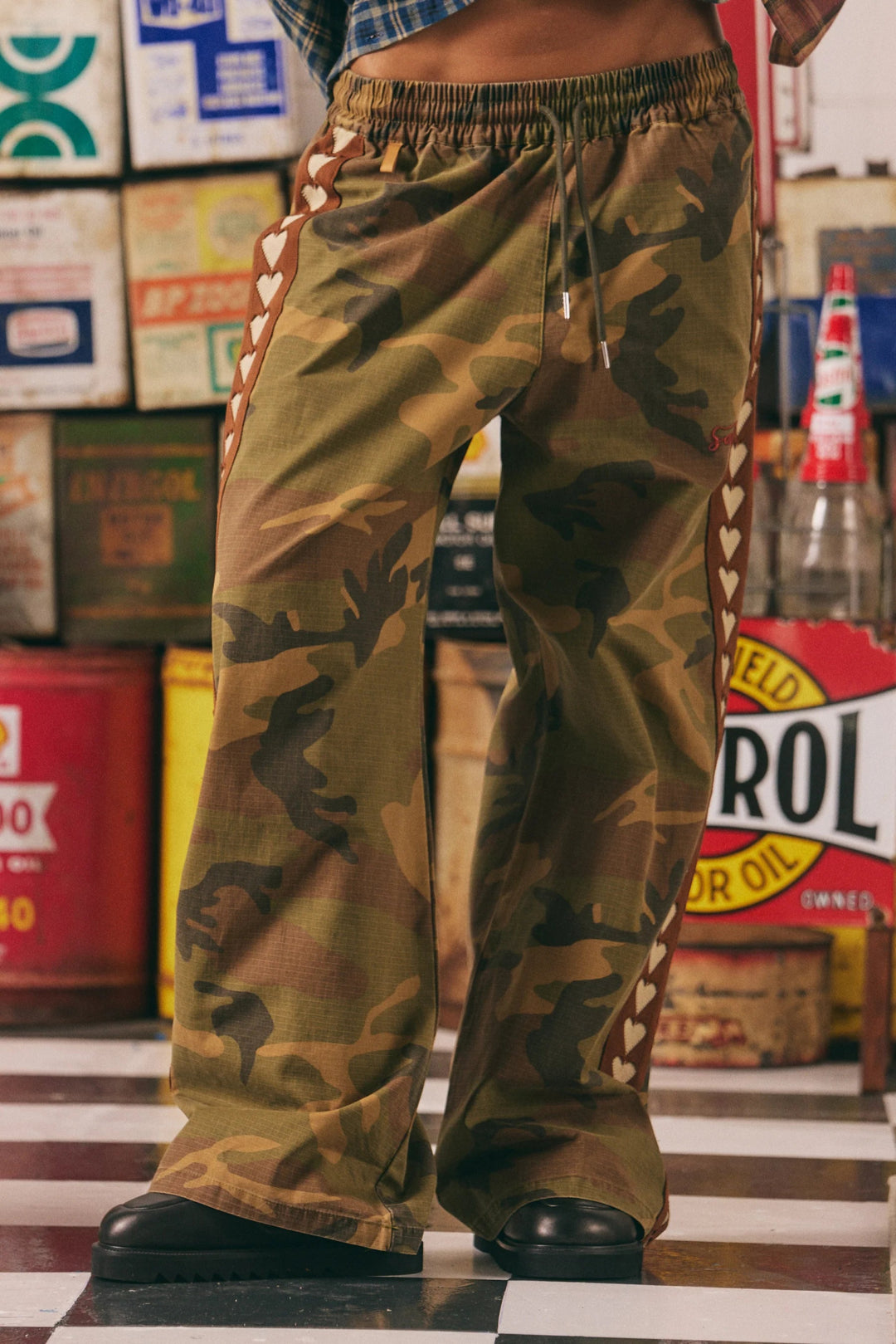 Sabbi Camo Heart Pants - Meadow Collectivetrack pants