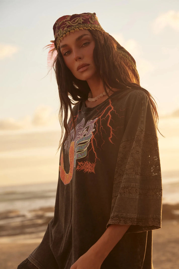 Sabbi Chase Your Dreams Oversized Lace Sleeve Graphic Tee - Meadow Collectivet shirt