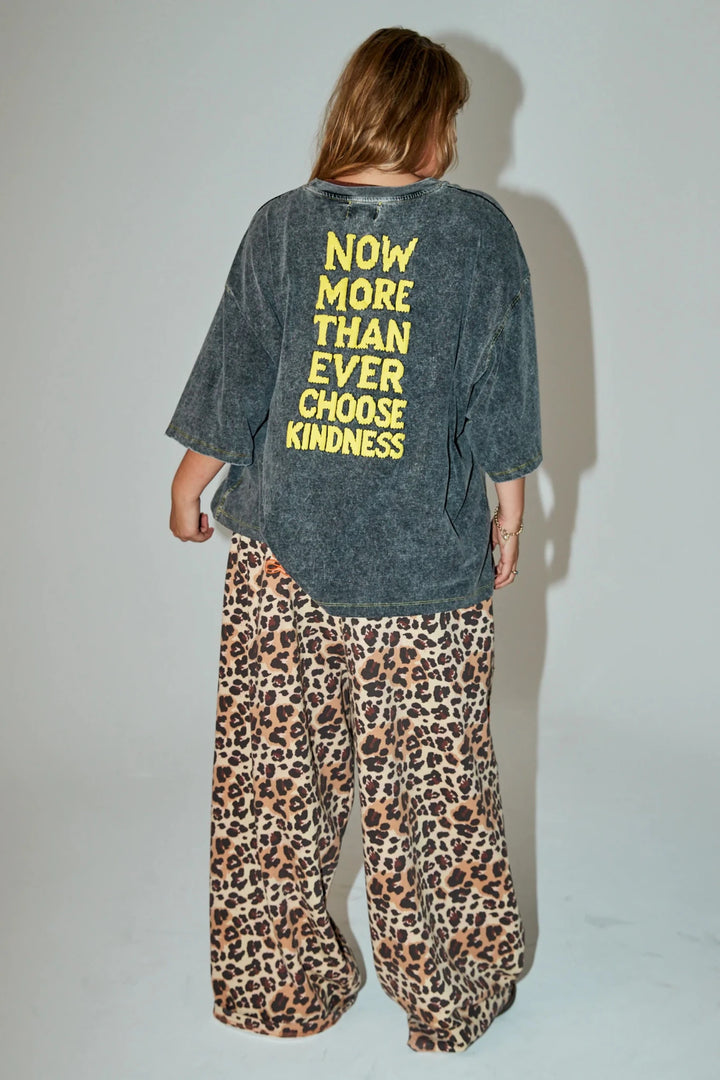 Sabbi Choose Kindness Oversized Tee - Meadow Collectiveoversized tee