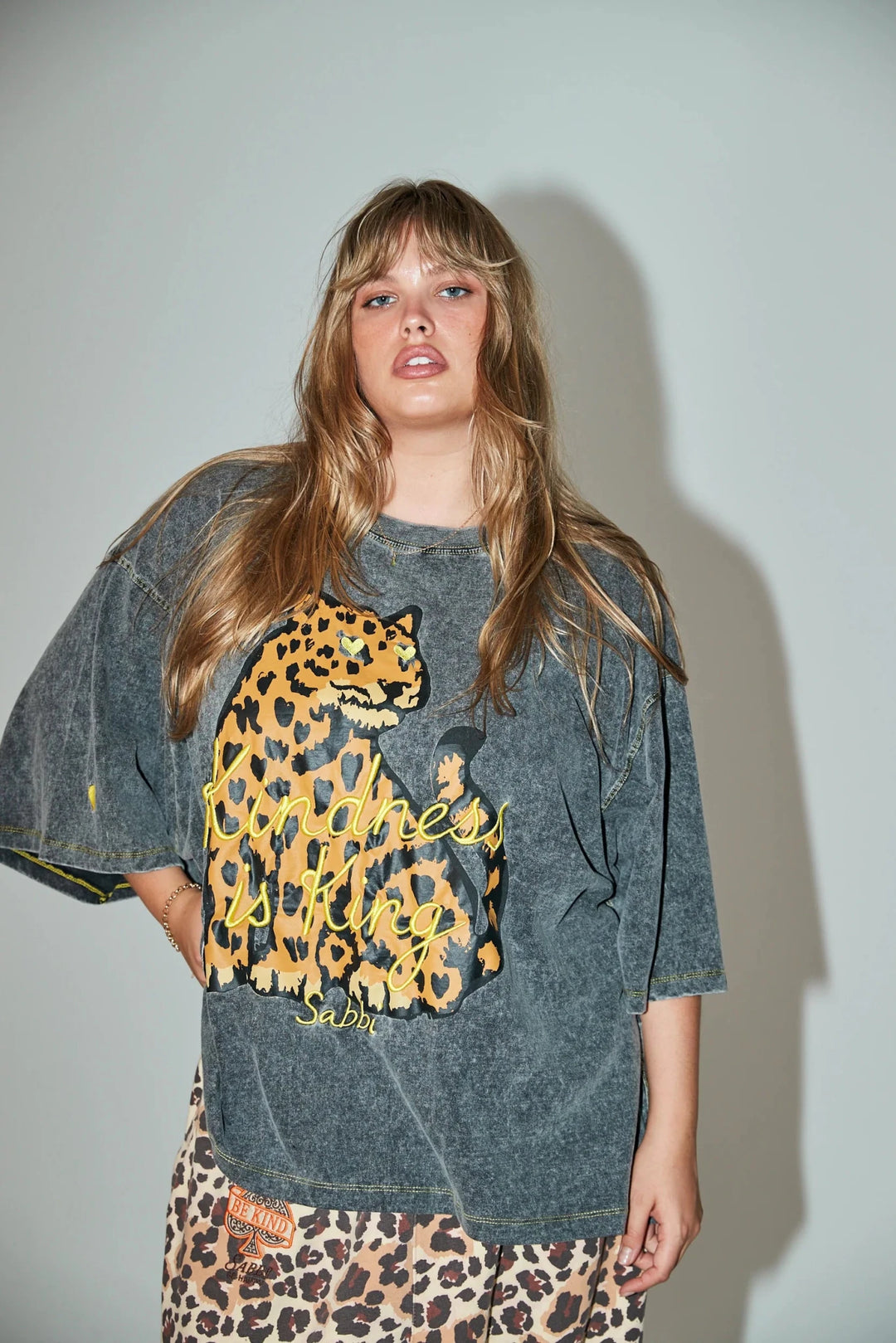 Sabbi Choose Kindness Oversized Tee - Meadow Collectiveoversized tee