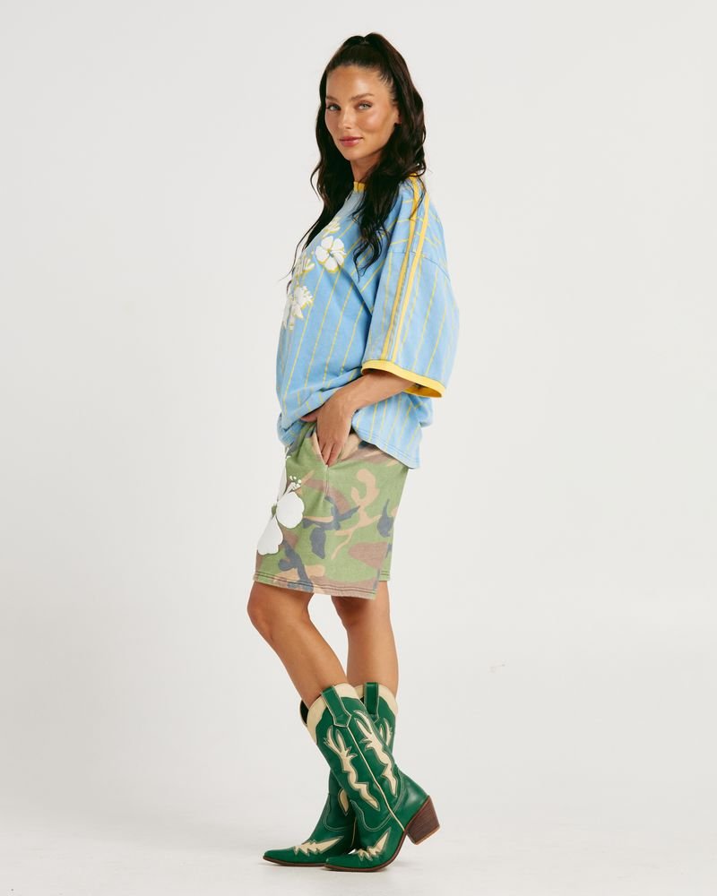 Sabbi Happy Hibiscus Shorts - Camo - Meadow CollectiveShorts