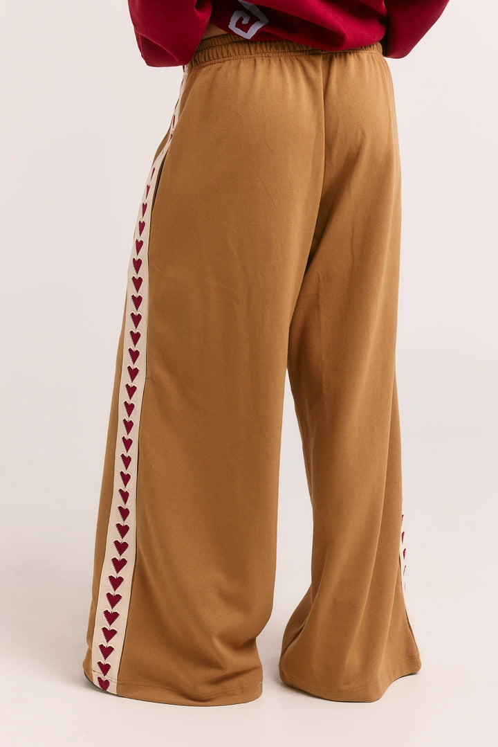 Sabbi Raving Hearts Pants - Caramel - Meadow Collectivesweatpants