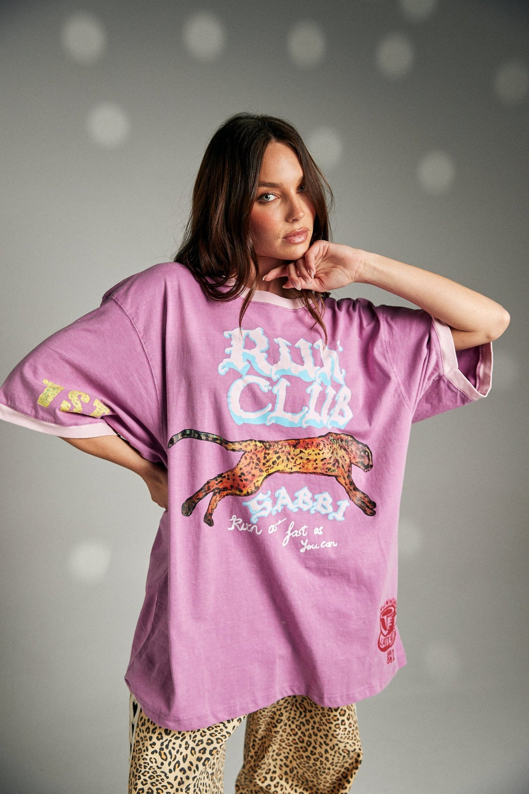 Sabbi Run Club Tee - Pink - Meadow Collectiveoversized tee