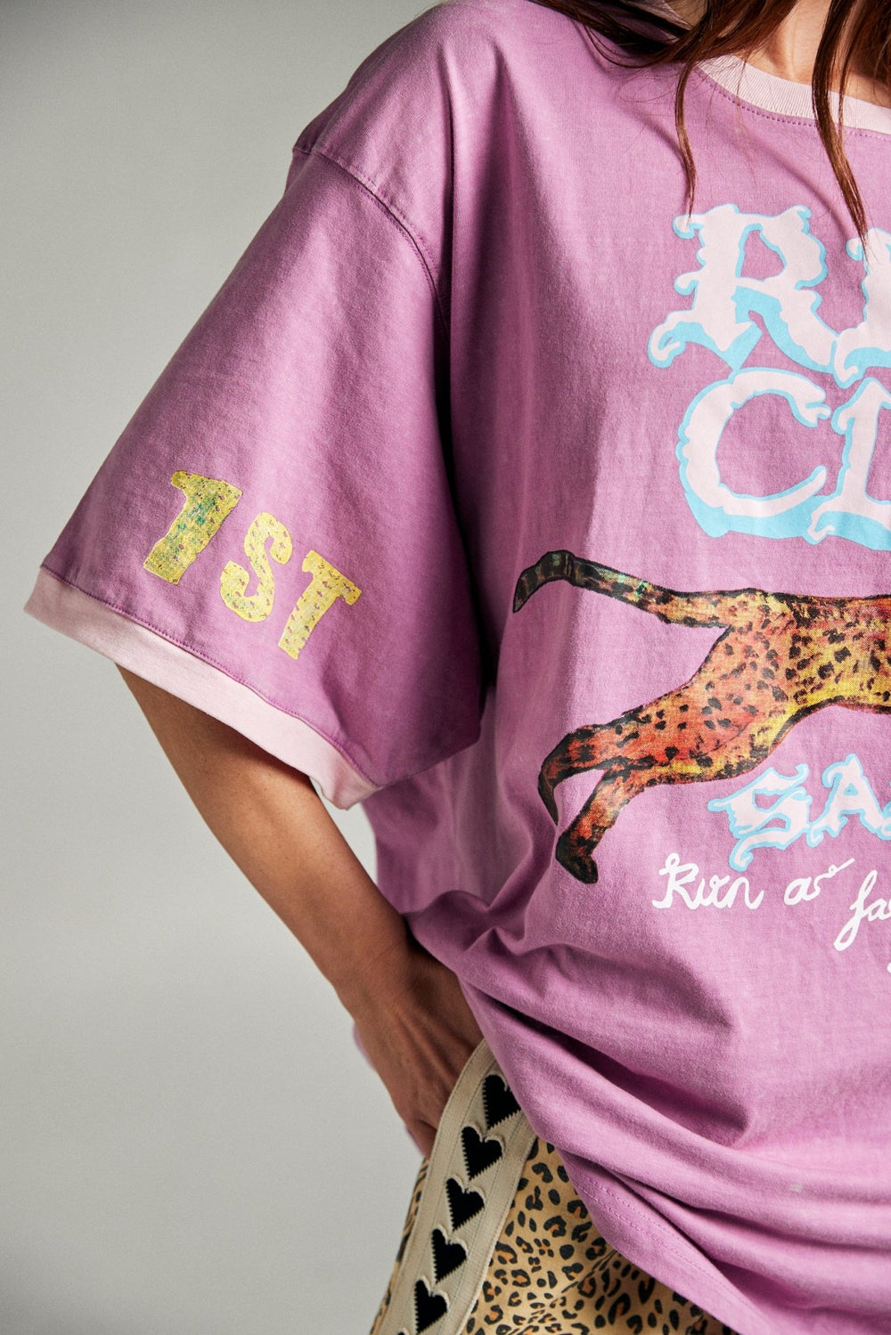 Sabbi Run Club Tee - Pink - Meadow Collectiveoversized tee