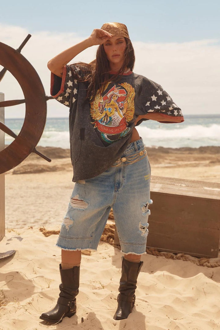 Sabbi The Very Oversized Dream Big Brenda Tee - Black - Meadow Collectivet shirt