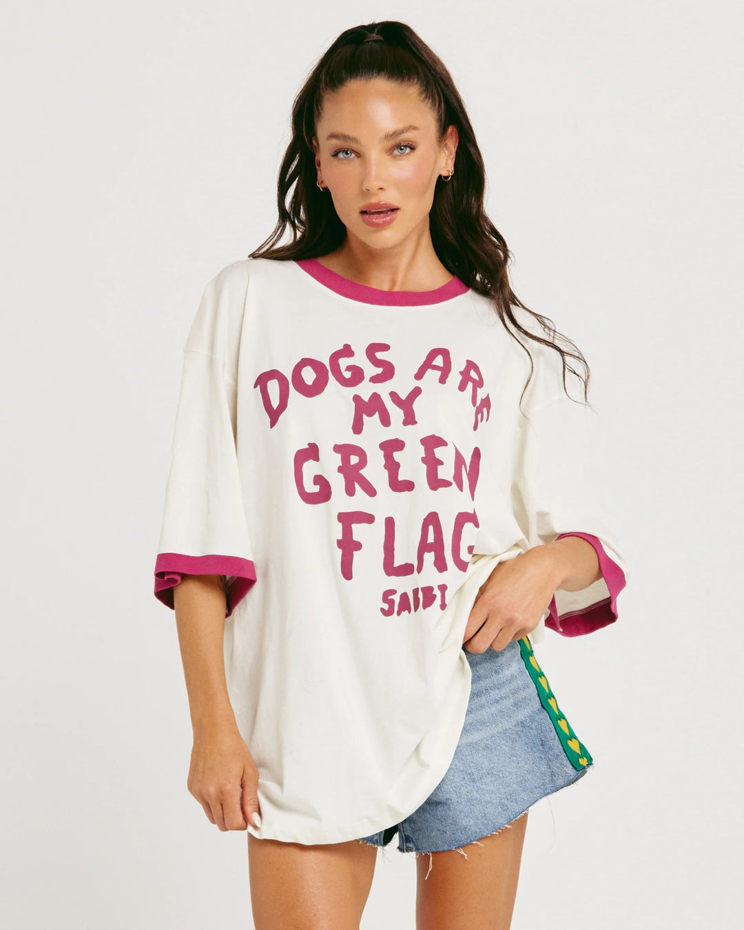 Sabbi - The Very Oversized Green Flag Tee - Off White - Meadow Collectiveoversized tee