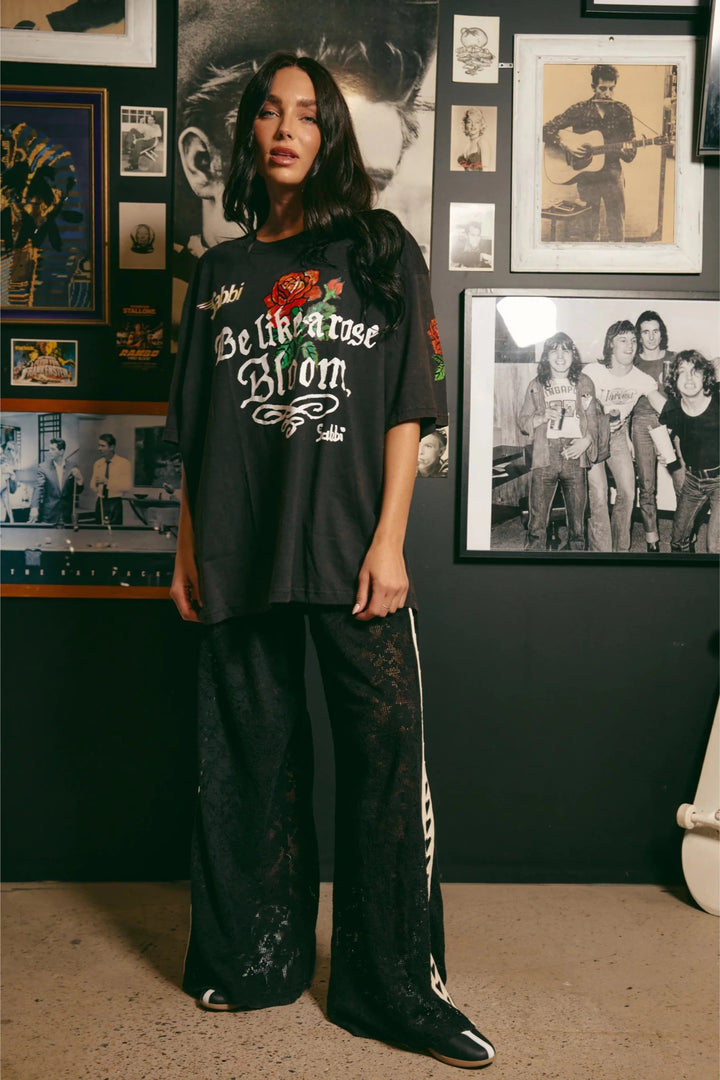 Sabbi The Very Oversized Rose Tee - Black - Meadow CollectiveT-Shirts
