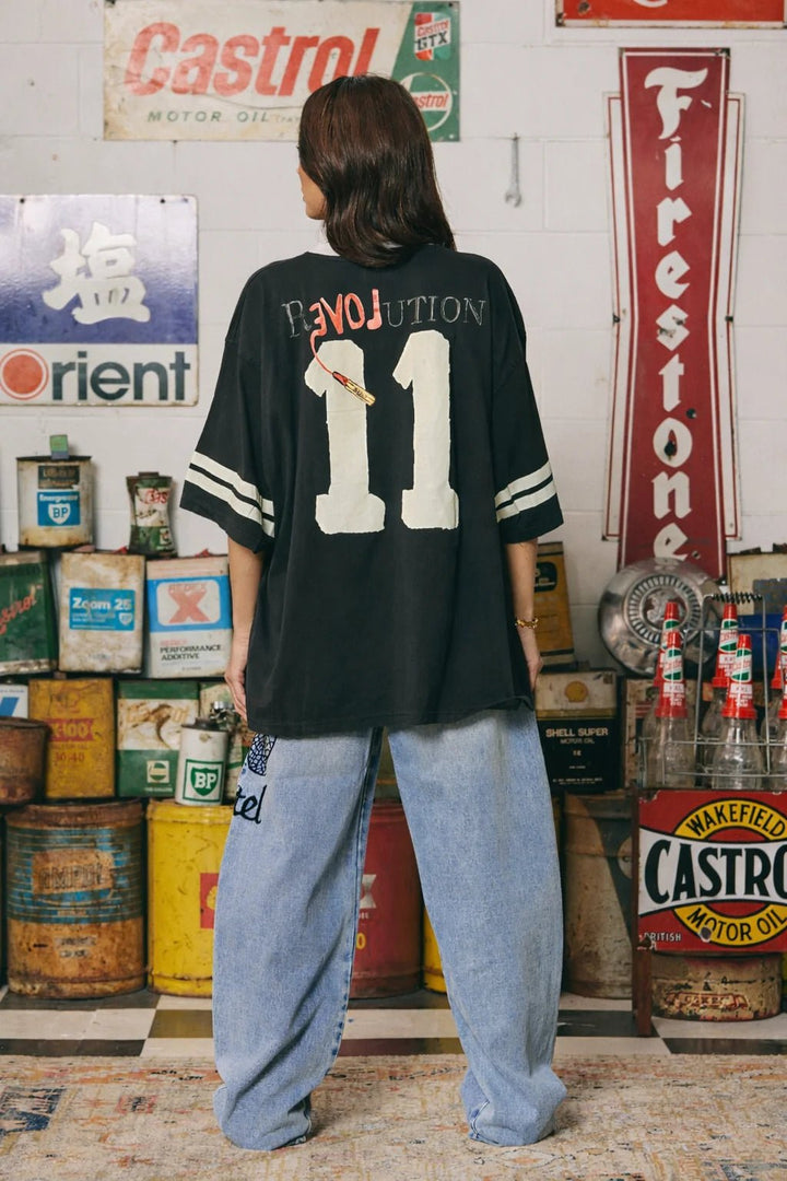 Sabbi Very Oversized Love Revolution Tee- Black - Meadow Collectiveoversized tee