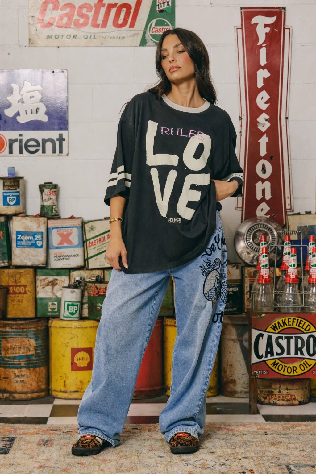 Sabbi Very Oversized Love Revolution Tee- Black - Meadow Collectiveoversized tee