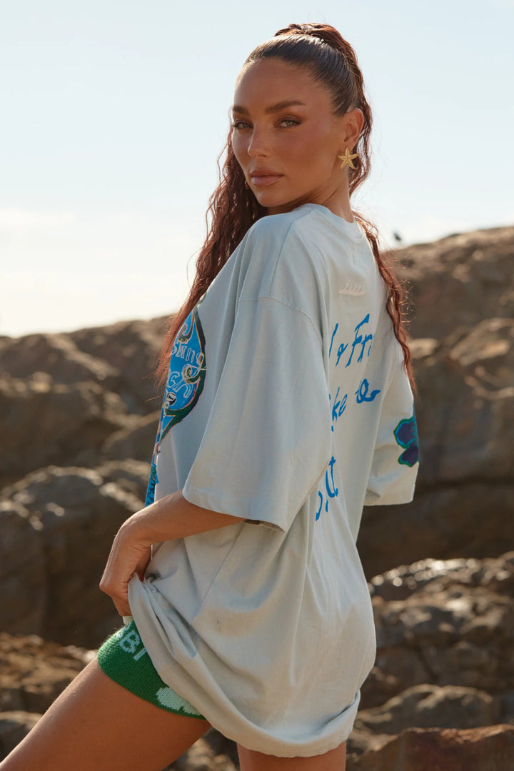 Sabbi Very Oversized Resting Beach Face Tee - Sky Blue - Meadow Collectiveoversized tee