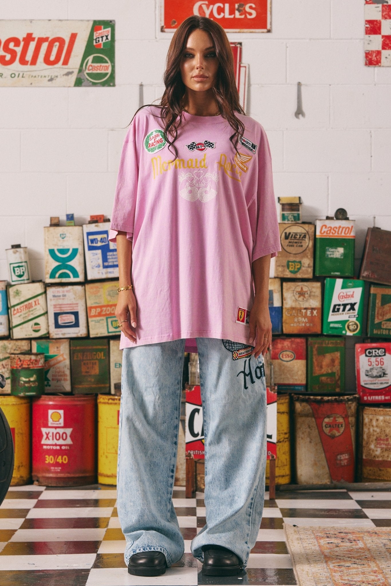 Sabbi The Very Oversized Racing Badge Tee - Pink – Meadow Collective